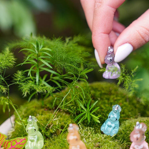 Nachtleuchtende Mini-Figuren Einhörner für Terrarien